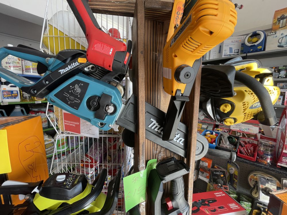 explore-durable-equipment-in-coral-bay-l-a-d-i-y-center